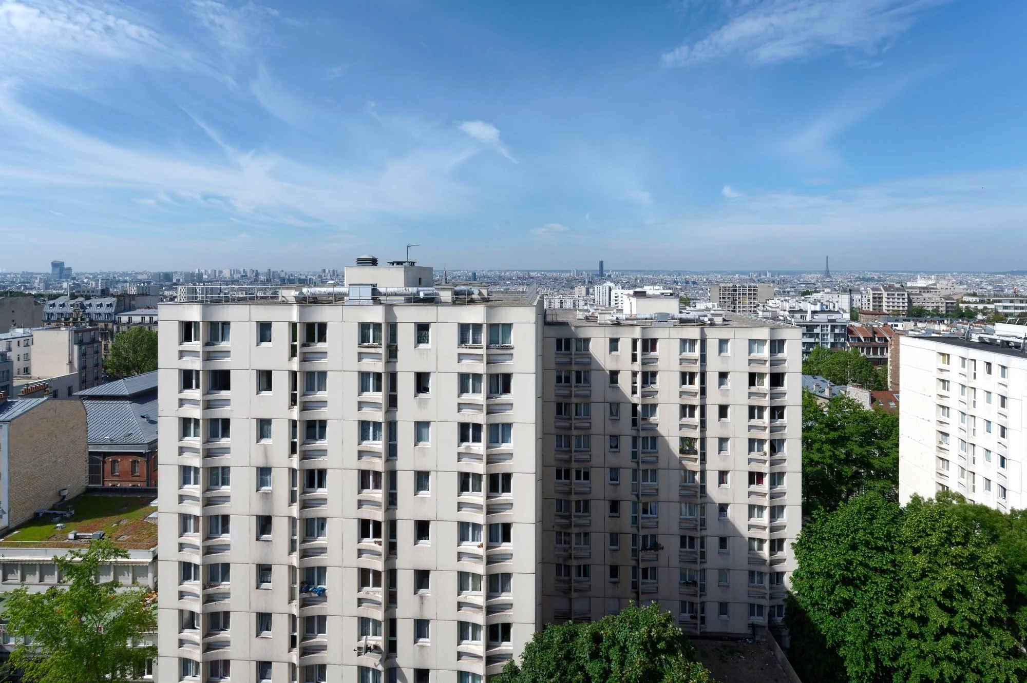 besoin d&rsquo;un artisan pour vos travaux de r&eacute;novation &agrave; paris 75019 ? profitez du savoir-faire d&rsquo;un expert local pour r&eacute;nover votre appartement, maison ou bureau. devis gratuit et interventions rapides.