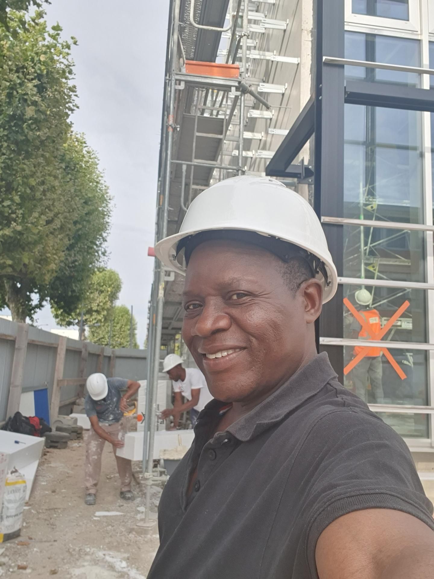 Quel artisan choisir pour vos travaux à Paris 75019 ? trouvez un artisan qualifié pour vos travaux à paris 75019. rénovation, dépannage, aménagement intérieur ou extérieur : bénéficiez d’un service professionnel et rapide, adapté à vos besoins.