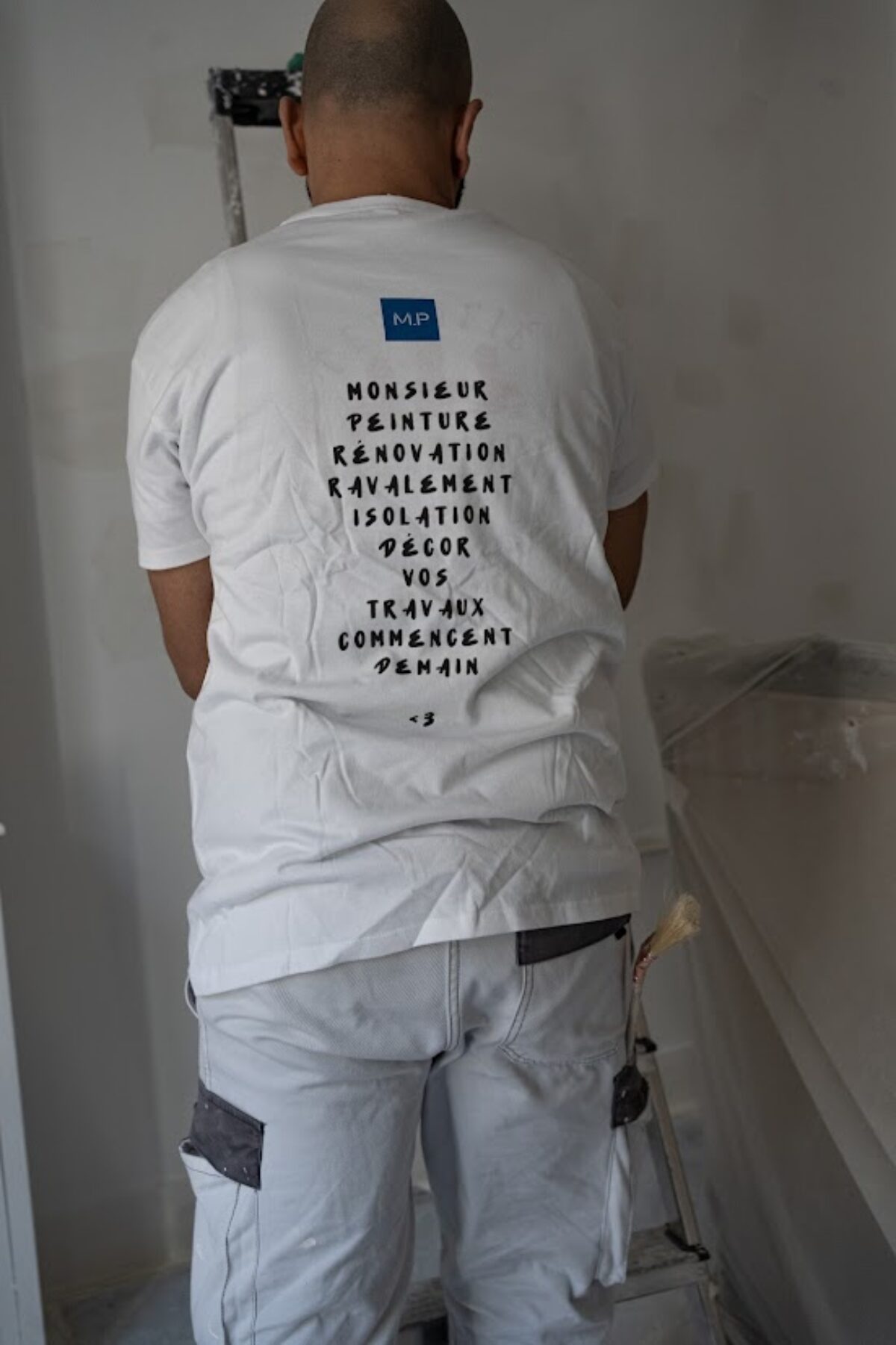 Coût travaux peinture Paris 75019 découvrez le coût de la peinture dans le 75019 : tarifs au m2, conseils pour estimer votre budget et trouver un peintre professionnel à paris 19ème.
