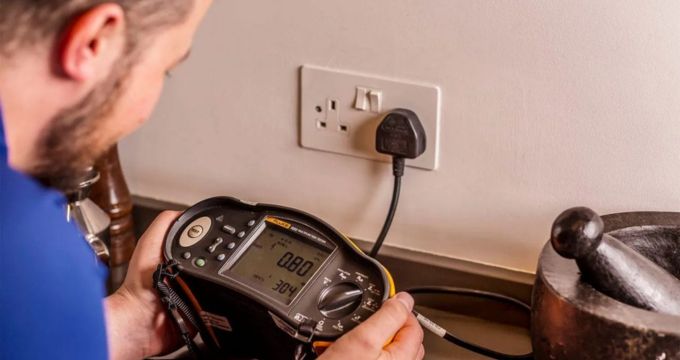 Travaux électricité urgent Paris 19ème besoin d