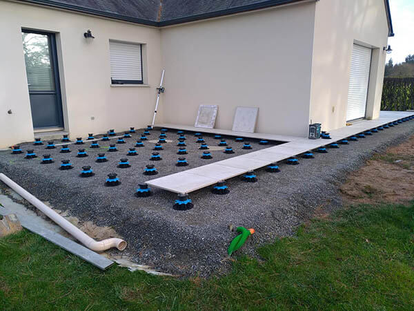prix du carrelage posé au m2 découvrez le prix du carrelage au m2 en 2024 : types, tarifs moyens, conseils pour bien choisir et estimer le coût de vos travaux de carrelage.