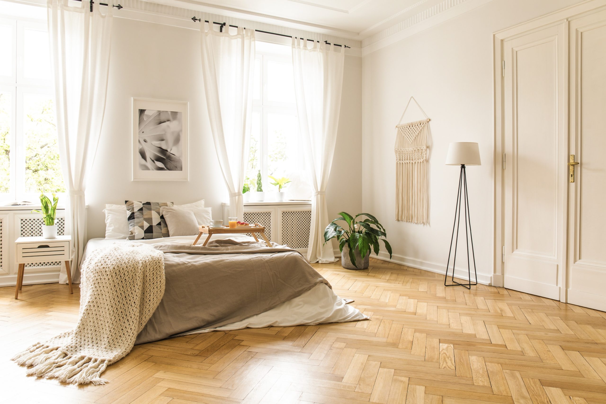 parquet prix pose découvrez le prix de la pose de parquet au m2 en 2024. conseils, tarifs moyens, facteurs influençant le coût et astuces pour économiser sur l'installation de votre parquet par un professionnel.