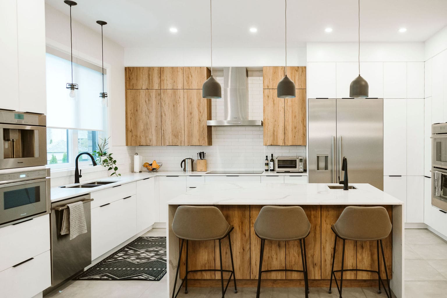 découvrez les prix pour la rénovation de cuisine à paris 75019. obtenez des conseils et des devis sur mesure pour transformer votre cuisine selon votre budget et vos envies.