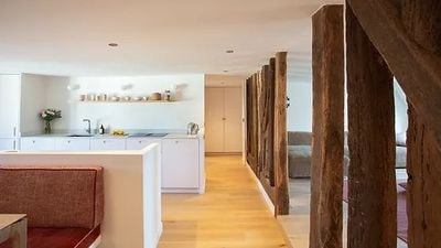 besoin de rénover votre logement dans le 75019 ? découvrez nos services de rénovation sur mesure : appartements, maisons, bureaux. devis gratuit, équipes qualifiées et accompagnement personnalisé à paris 19ème.