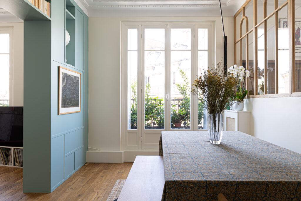 Rénovation d’un appartement haussmannien à Paris 19 : défis et solutions confiez la rénovation de votre appartement haussmannien à paris 19 à des experts. restauration des moulures, parquets, et mise en valeur du charme historique. devis gratuit personnalisé.