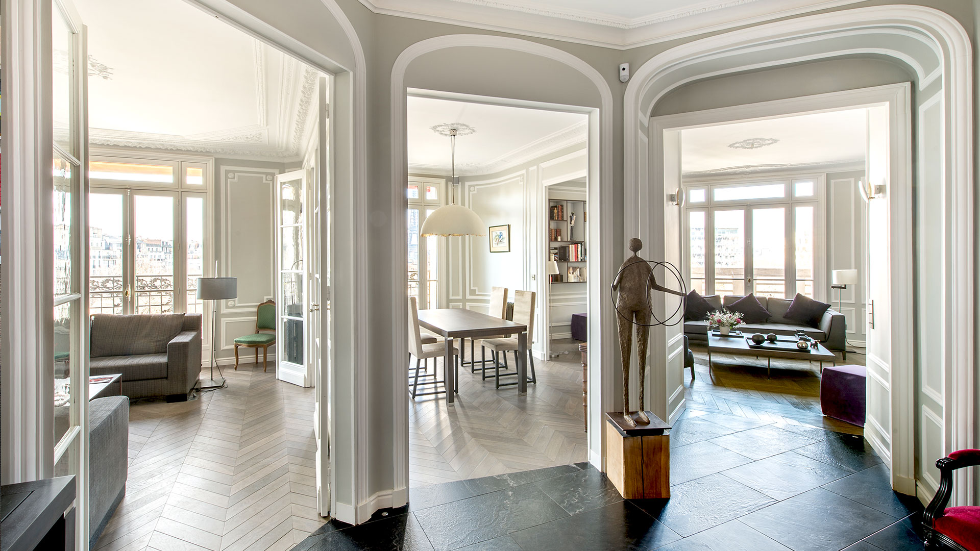 rénovation travaux paris appartement confiez la rénovation de votre appartement à paris à des experts : modernisation, optimisation des espaces, respect du style parisien, devis gratuit et accompagnement sur mesure.
