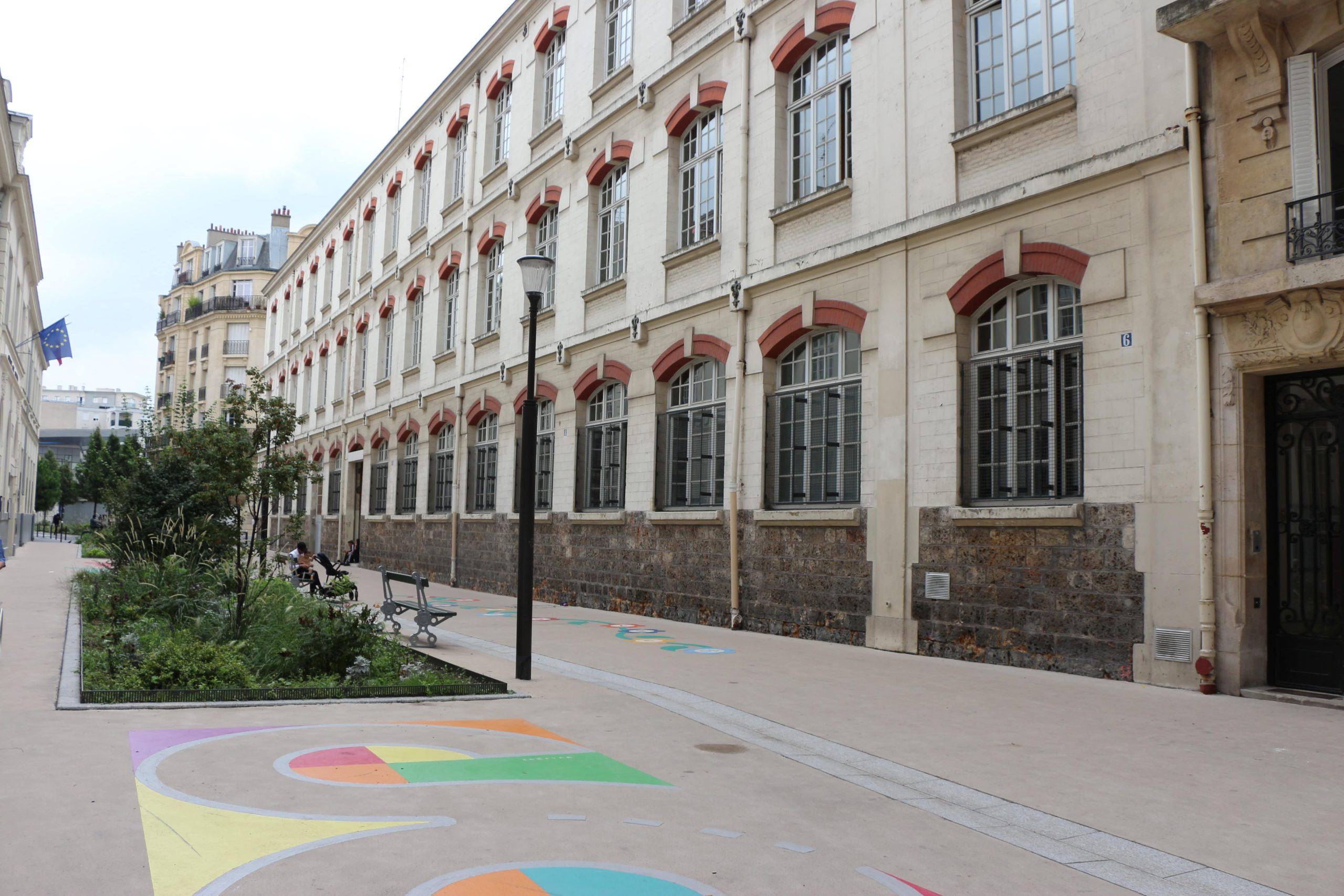 entreprise spécialisée en rénovation de bâtiments à paris 75019 : travaux de qualité, rénovation complète ou partielle, conseils personnalisés. obtenez votre devis gratuit !