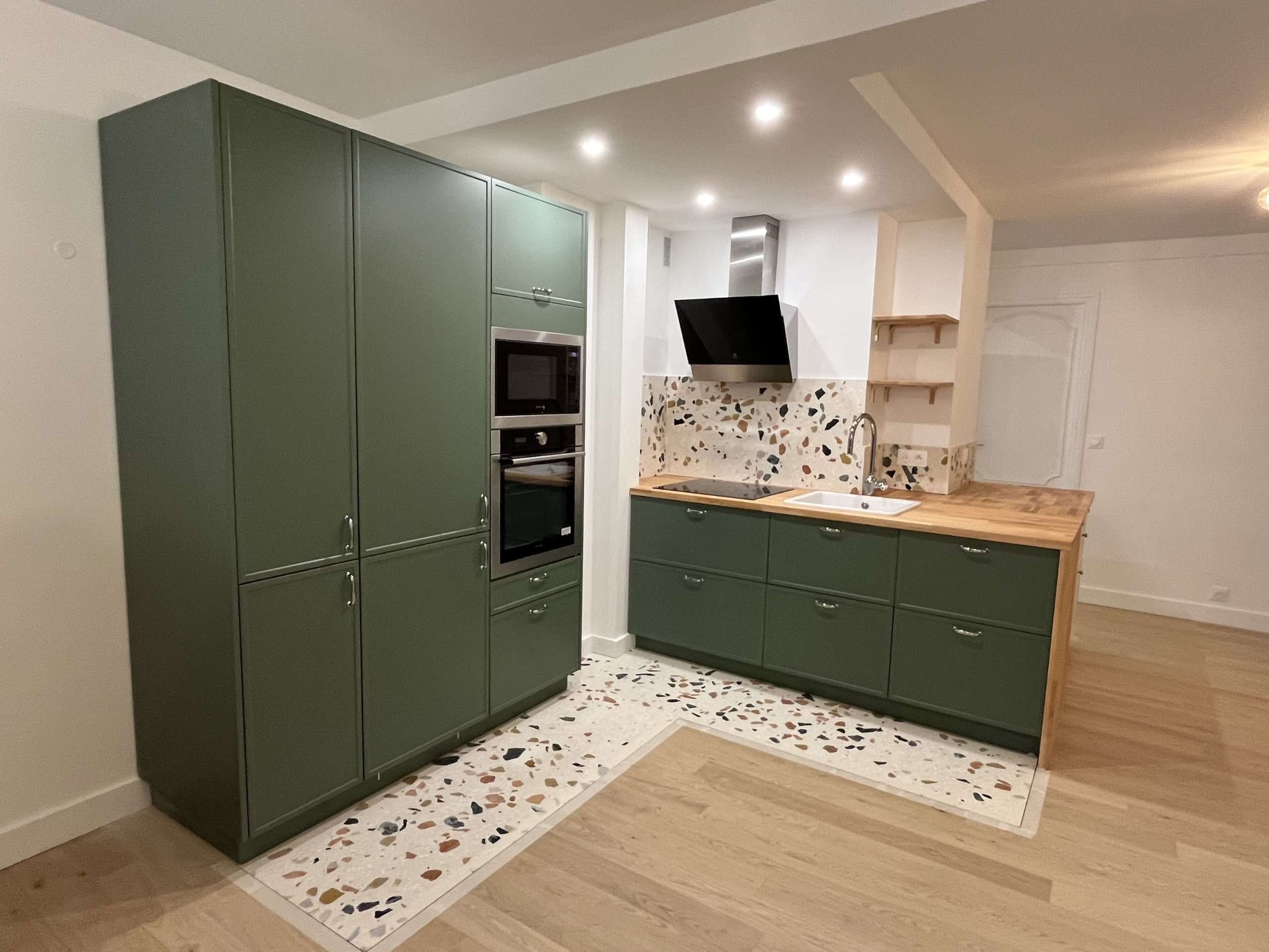 service de r&eacute;novation de cuisine &agrave; paris 19e (75019) : modernisez votre espace avec des experts qualifi&eacute;s, conseils personnalis&eacute;s, devis gratuit et r&eacute;alisations sur mesure pour une cuisine fonctionnelle et esth&eacute;tique.