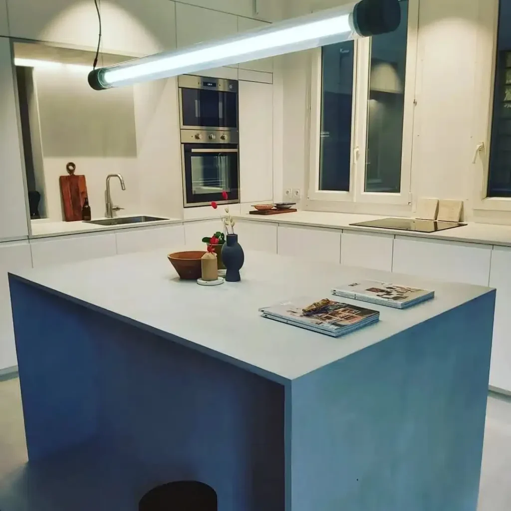 confiez la r&eacute;novation de votre cuisine &agrave; paris 19 &agrave; des professionnels. modernisation, agencement sur-mesure et conseils personnalis&eacute;s pour un espace pratique et esth&eacute;tique.