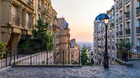 optimisez votre confort et réduisez vos factures à paris grâce à la rénovation énergétique. découvrez nos solutions sur-mesure pour réaliser des économies d'énergie durables.