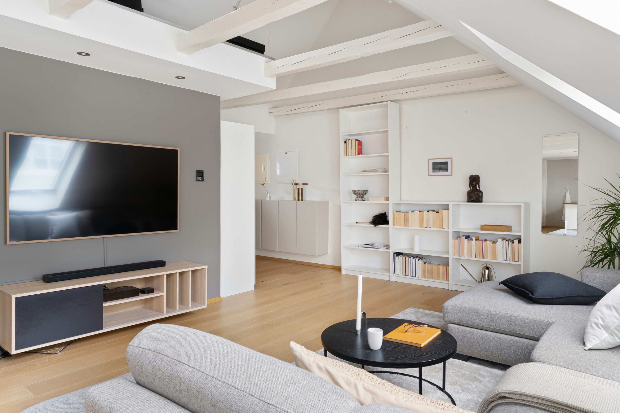immobilier renovation paris découvrez nos services de rénovation immobilière à paris : transformation, modernisation et valorisation de votre bien avec des professionnels expérimentés. conseils personnalisés et devis gratuit.