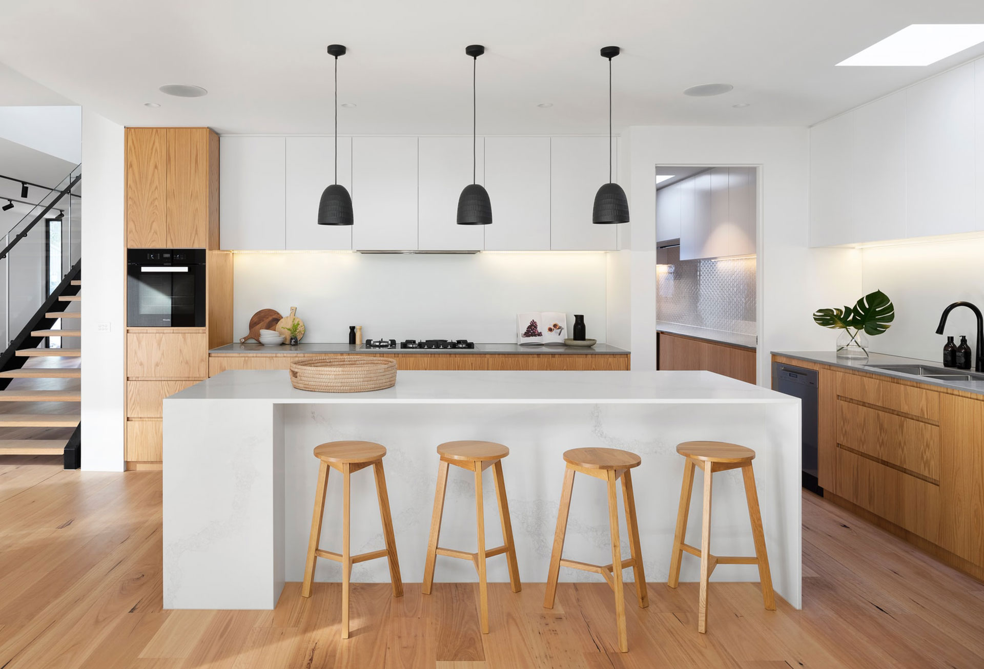 Travaux de rénovation à Antony 92160 : Conseils et solutions pour moderniser votre intérieur confiez votre rénovation intérieure à antony 92160 à des experts. profitez d’un accompagnement sur-mesure pour transformer votre espace : conseils, travaux, finitions de qualité.