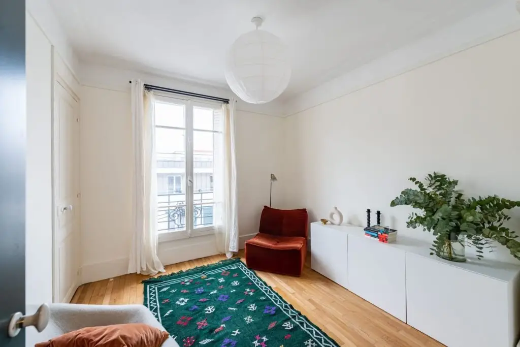 confiez votre rénovation intérieure à paris 75019 à des experts. services complets : peinture, sols, aménagement, conseils déco. devis gratuit, qualité garantie !