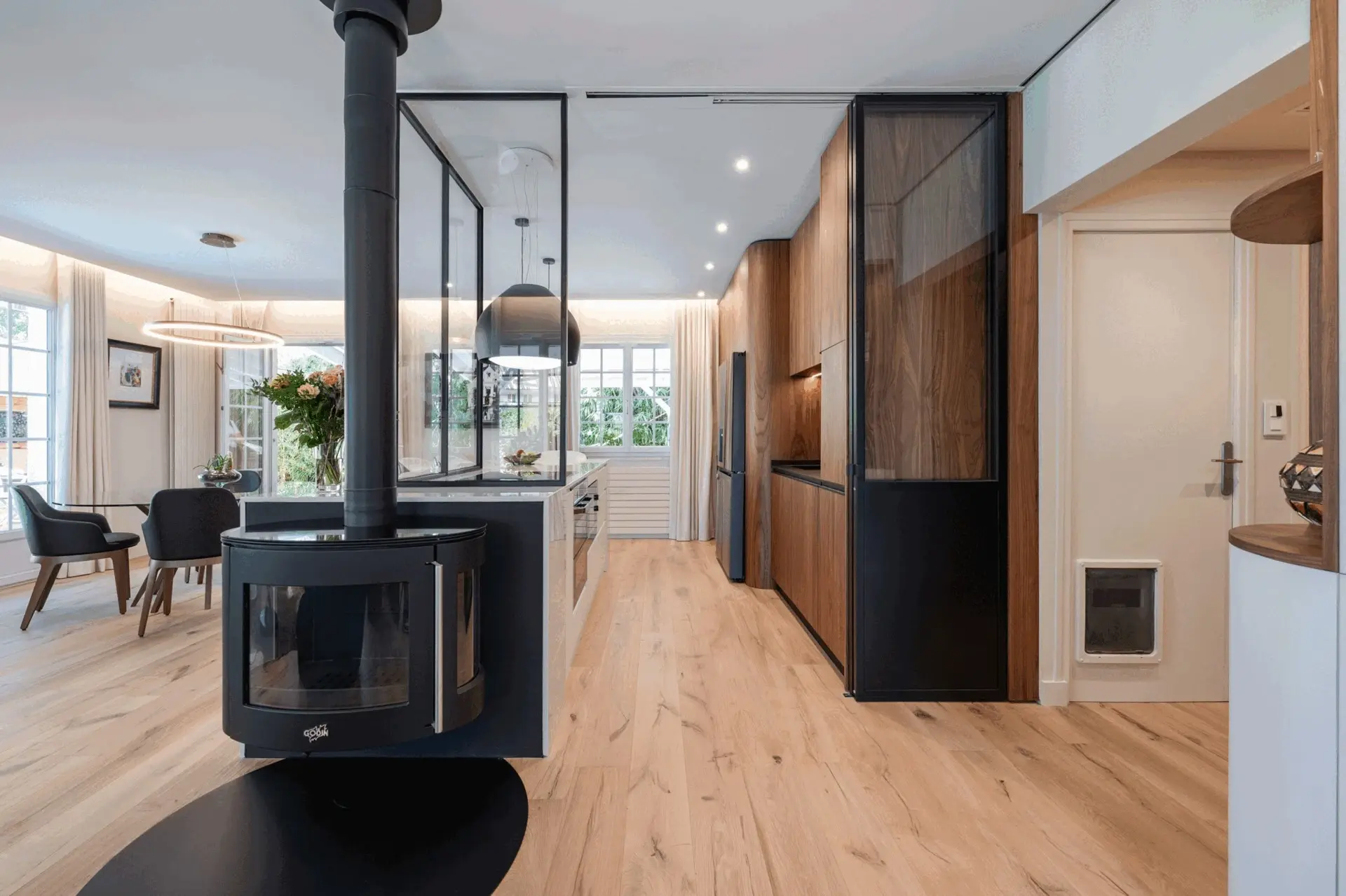 entreprise rénovation intérieure découvrez nos conseils et solutions pour réussir votre rénovation intérieure. idées déco, choix des matériaux, étapes clés et astuces pour transformer votre intérieur facilement et efficacement.