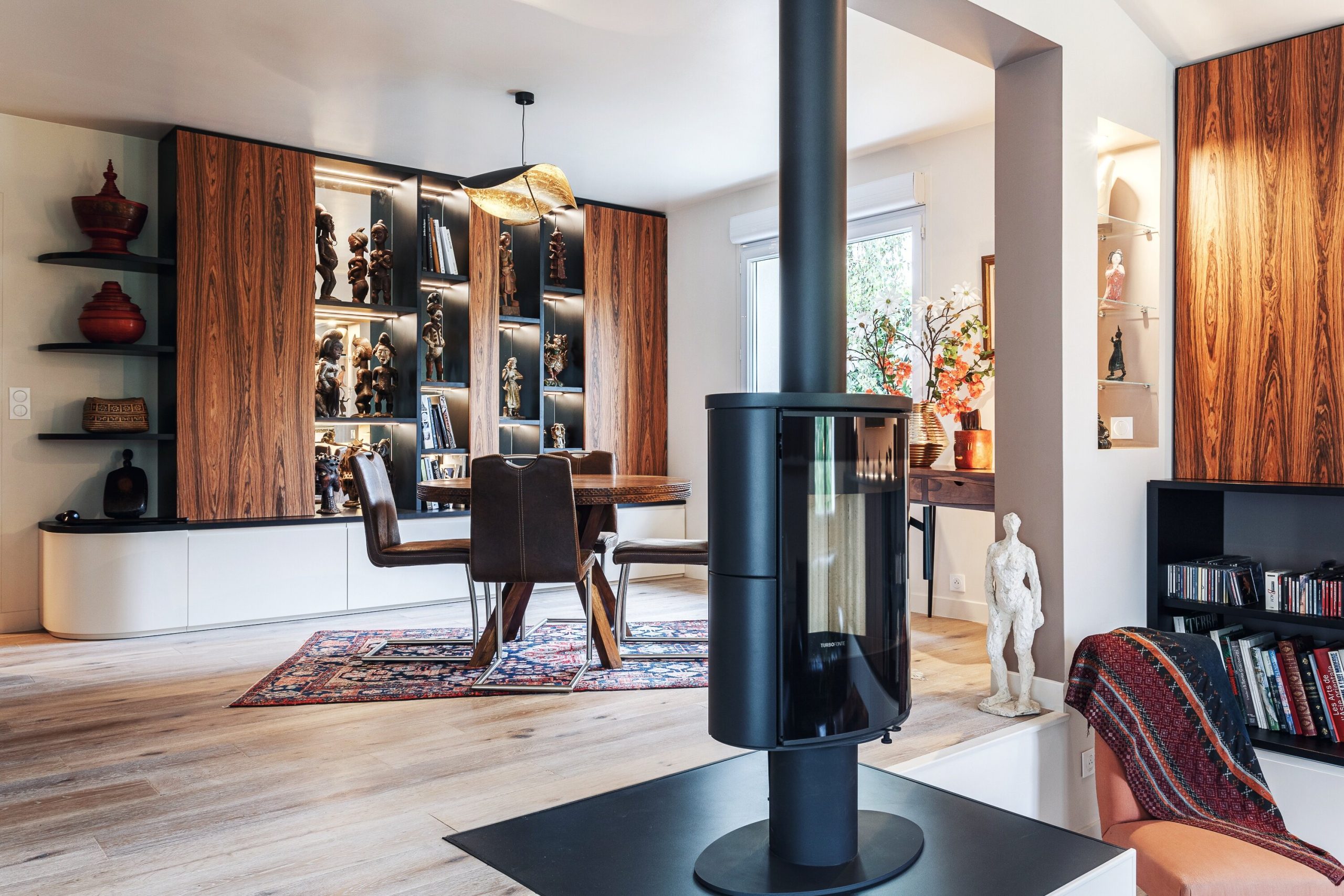 confiez la rénovation de votre maison à paris à des experts. devis gratuit et travaux sur mesure pour moderniser, agrandir ou restaurer votre habitation dans la capitale.