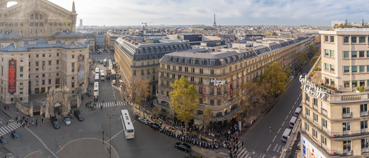 d&eacute;couvrez nos services de r&eacute;novation &agrave; paris pour moderniser et valoriser votre appartement ou maison. expertise, qualit&eacute; et accompagnement sur-mesure pour tous vos projets de r&eacute;novation int&eacute;rieure.