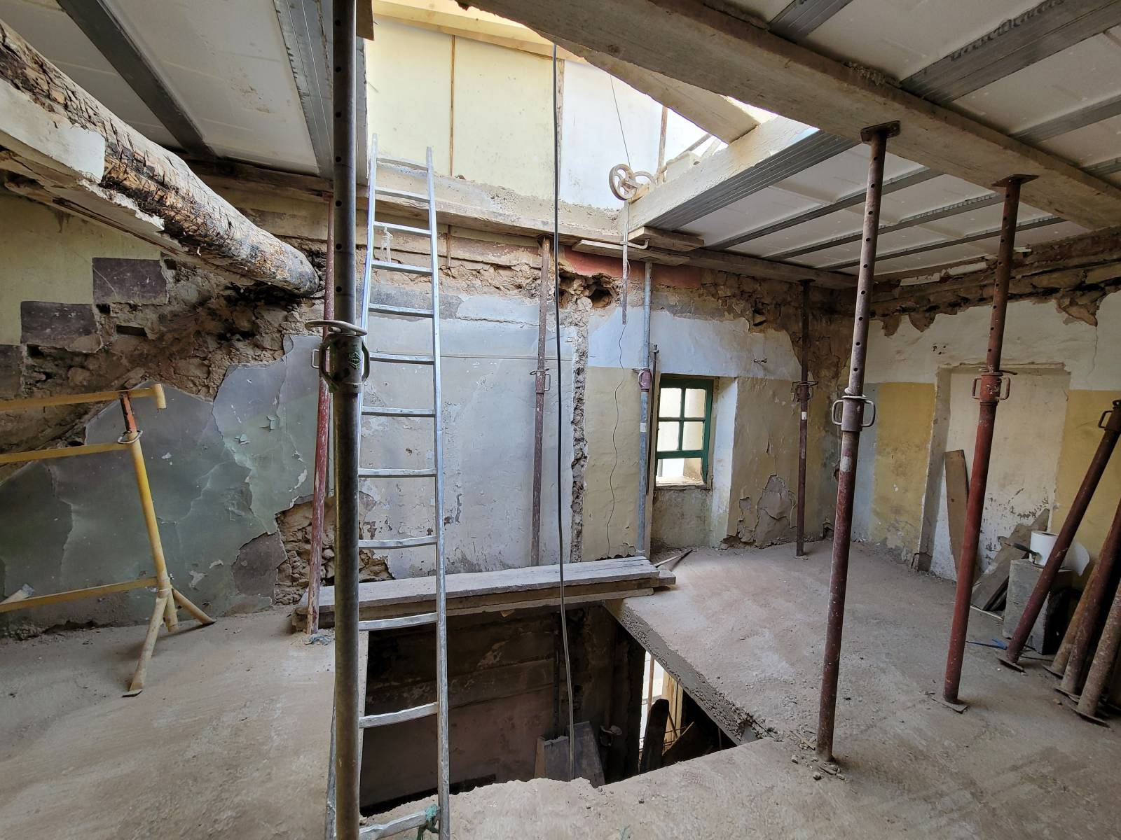 découvrez nos services de rénovation proches de chez vous : conseils personnalisés, artisans qualifiés, devis rapide et travaux sur mesure pour redonner vie à votre intérieur.