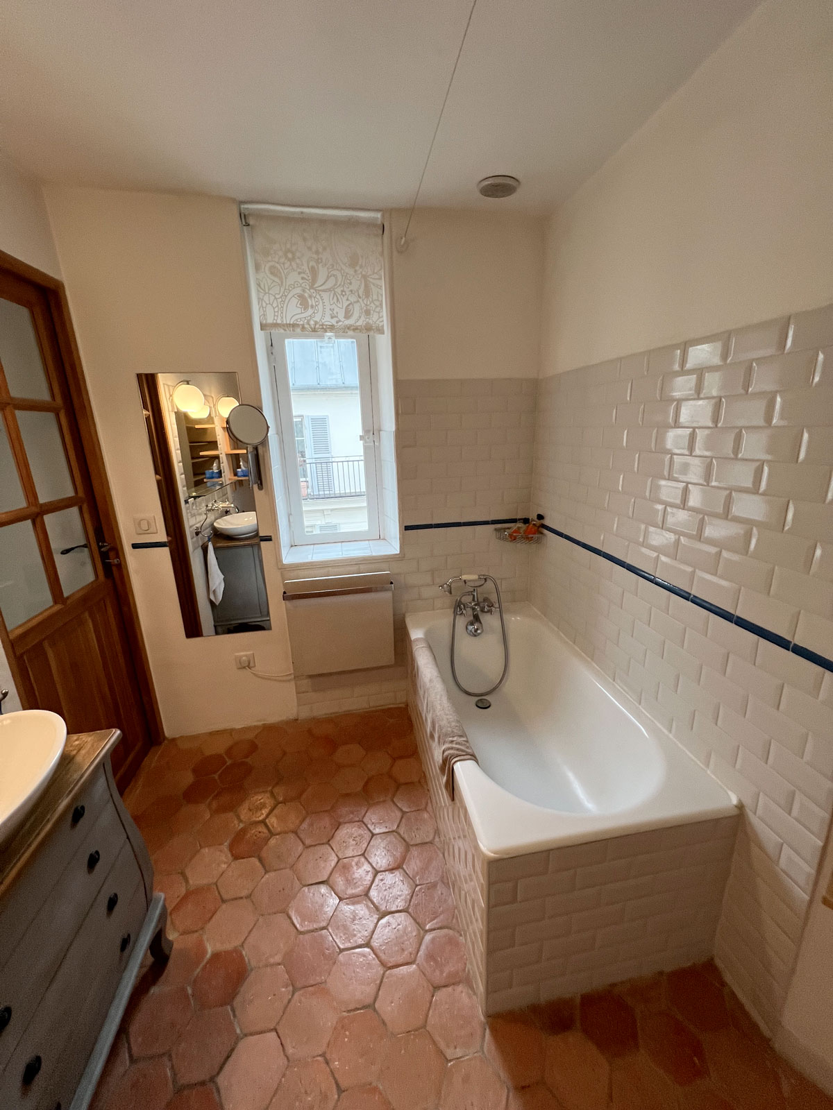 confiez la r&eacute;novation de votre salle de bain &agrave; paris 19 &agrave; des experts. conseils personnalis&eacute;s, travaux de qualit&eacute;, respect des d&eacute;lais et de votre budget. devis gratuit !