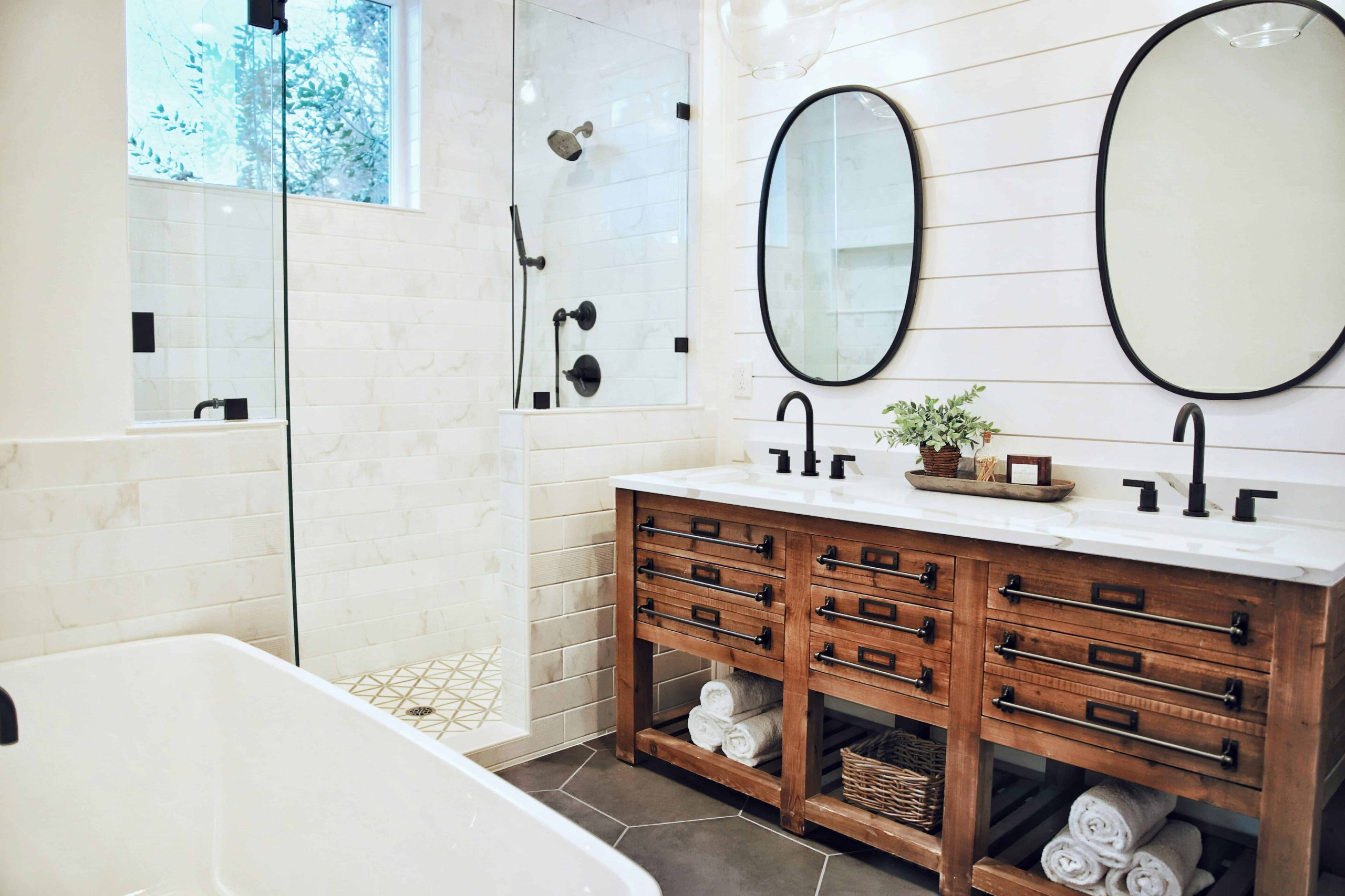 astuces pour rénover une salle de bain à Paris 75019 à petit prix découvrez nos conseils et astuces pour rénover votre salle de bain à petit prix. idées économiques, matériaux abordables et solutions efficaces pour transformer votre espace sans dépasser votre budget.