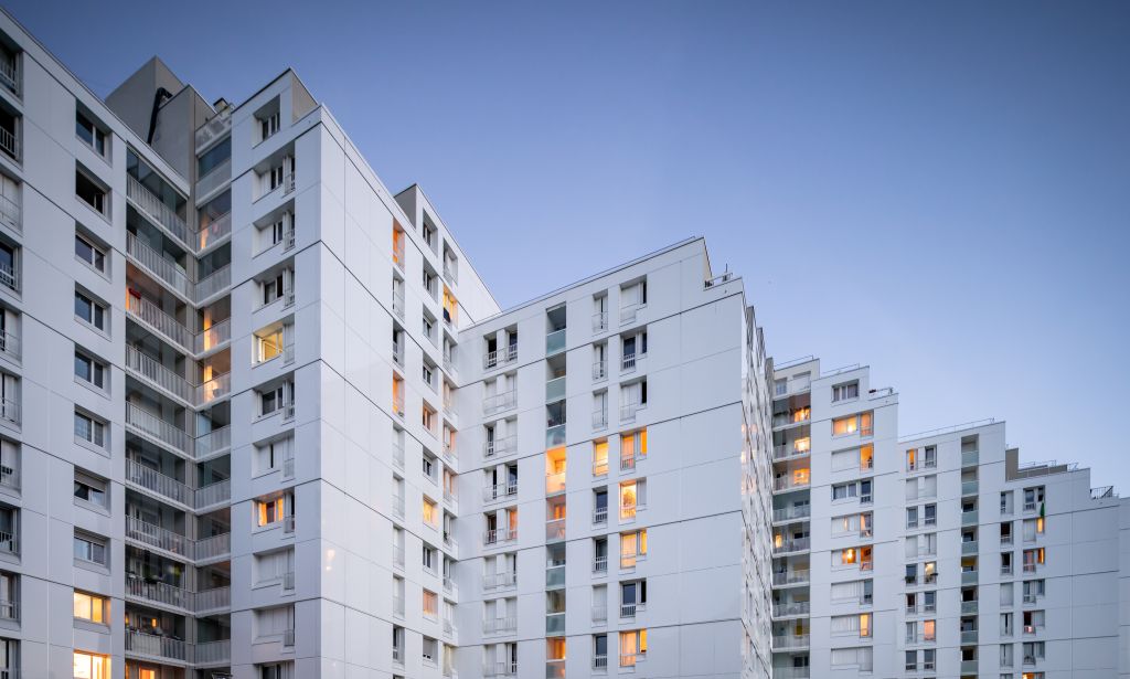 trouvez des professionnels pour r&eacute;aliser vos travaux conformes dans le 75019. garantissez la s&eacute;curit&eacute; et le respect des normes pour votre logement ou local professionnel &agrave; paris 19e.