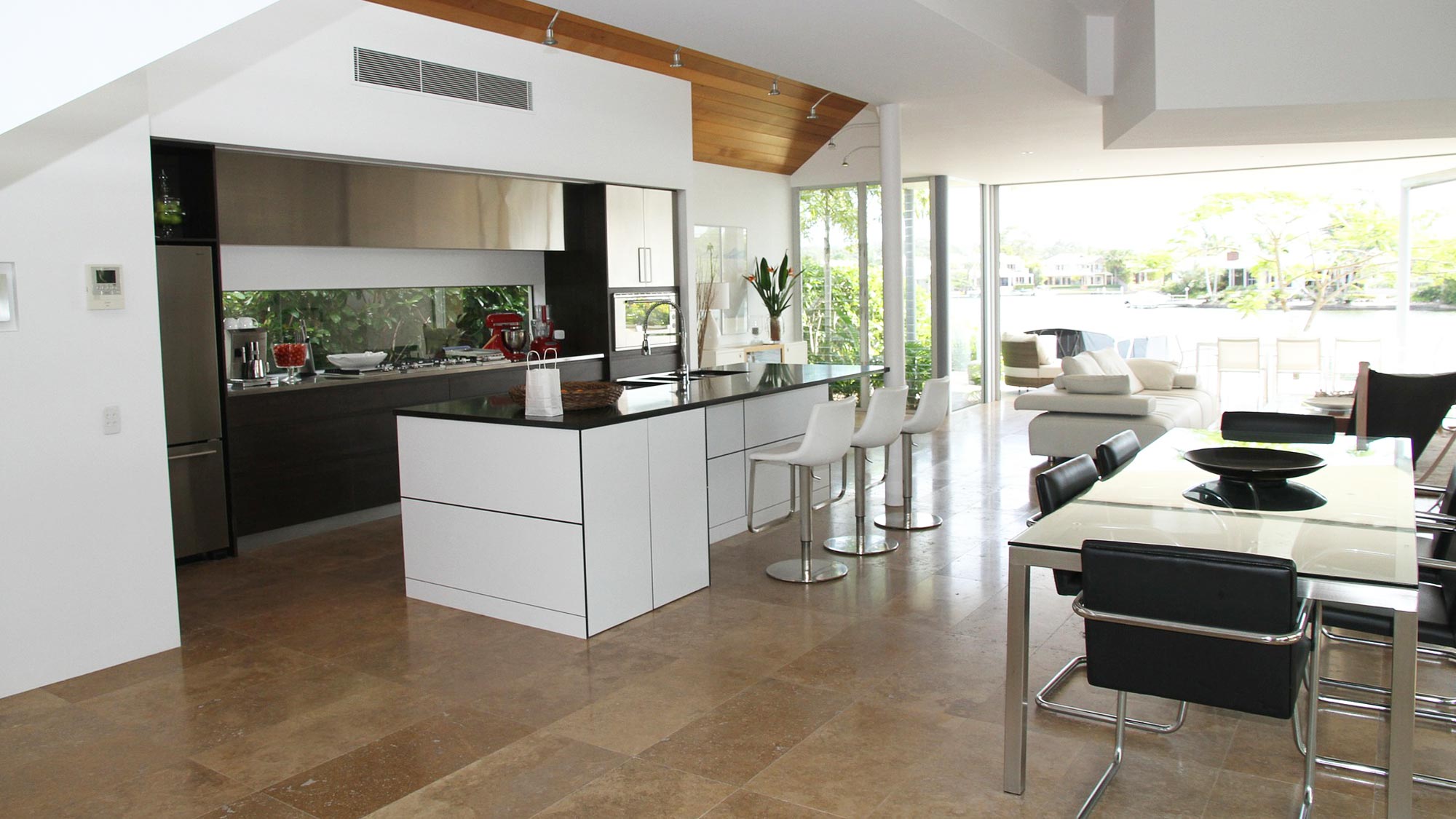 confiez vos travaux int&eacute;rieurs &agrave; paris 75019 &agrave; une &eacute;quipe de professionnels qualifi&eacute;s. r&eacute;novation, am&eacute;nagement, d&eacute;coration : des solutions sur mesure pour sublimer votre int&eacute;rieur.