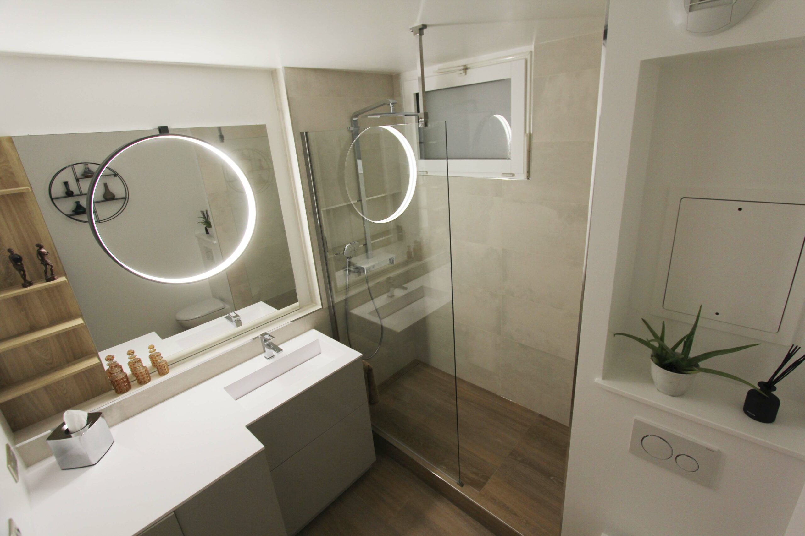 confiez votre projet de salle de bain à un architecte spécialisé à paris 19. conseils sur-mesure, optimisation de l’espace et design contemporain pour une rénovation réussie.