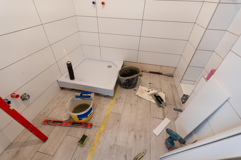 Quel artisan pour une rénovation complète de salle de bain à Paris 19 ? confiez la rénovation de votre salle de bain à un artisan qualifié à paris 19. solutions sur-mesure, conseils personnalisés et travaux de qualité pour transformer votre espace selon vos envies.
