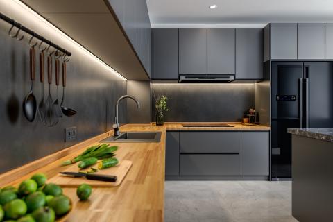 découvrez comment bien choisir vos travaux intérieurs en 2025 : conseils, tendances et astuces pour réussir votre rénovation et améliorer le confort de votre maison.