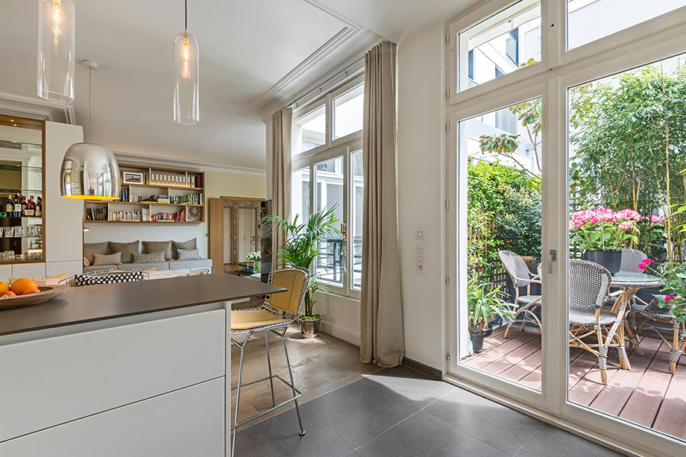 découvrez les meilleures adresses de cuisines ouvertes à paris 19 : ambiance conviviale, saveurs authentiques et expérience culinaire partagée au cœur du 19ème arrondissement.