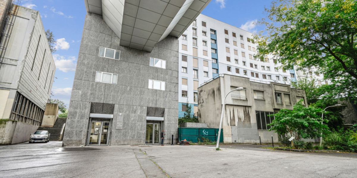 Rénovation à Paris 75019 : que faut-il déclarer en mairie ? découvrez comment faire une déclaration de rénovation dans le 19e arrondissement de paris (75019). toutes les démarches, conseils et informations utiles pour réussir votre projet de rénovation en toute légalité.