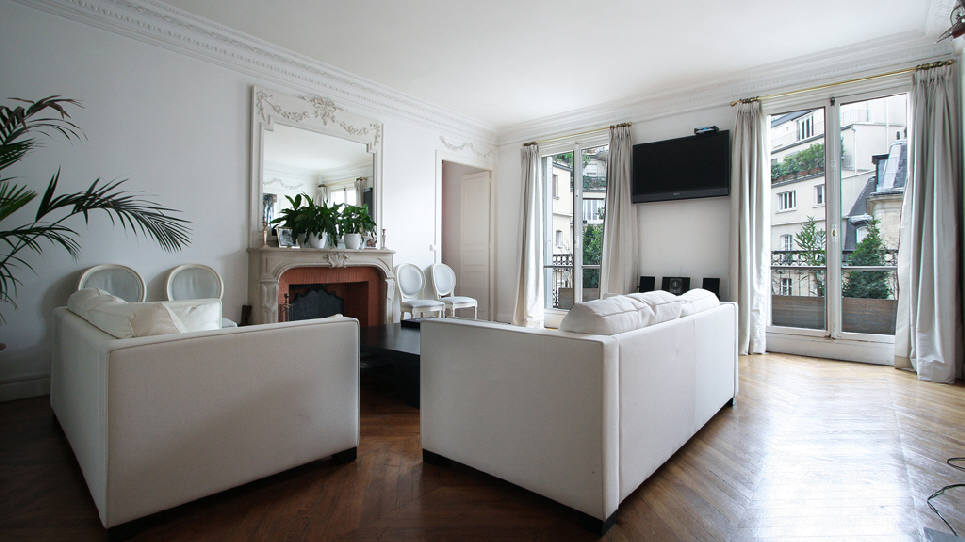 trouvez un entrepreneur sp&eacute;cialis&eacute; en r&eacute;novation &agrave; paris pour vos projets de travaux int&eacute;rieurs et ext&eacute;rieurs. expertise, conseils personnalis&eacute;s et devis gratuit pour transformer votre logement.