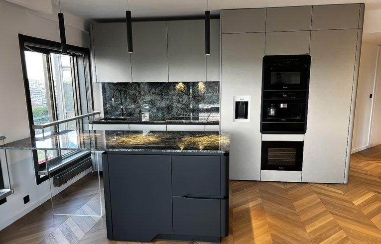 d&eacute;couvrez les meilleurs &eacute;quipements de cuisine moderne &agrave; paris : &eacute;lectrom&eacute;nagers, accessoires design et innovations pour transformer votre espace culinaire. conseils et offres exclusives.