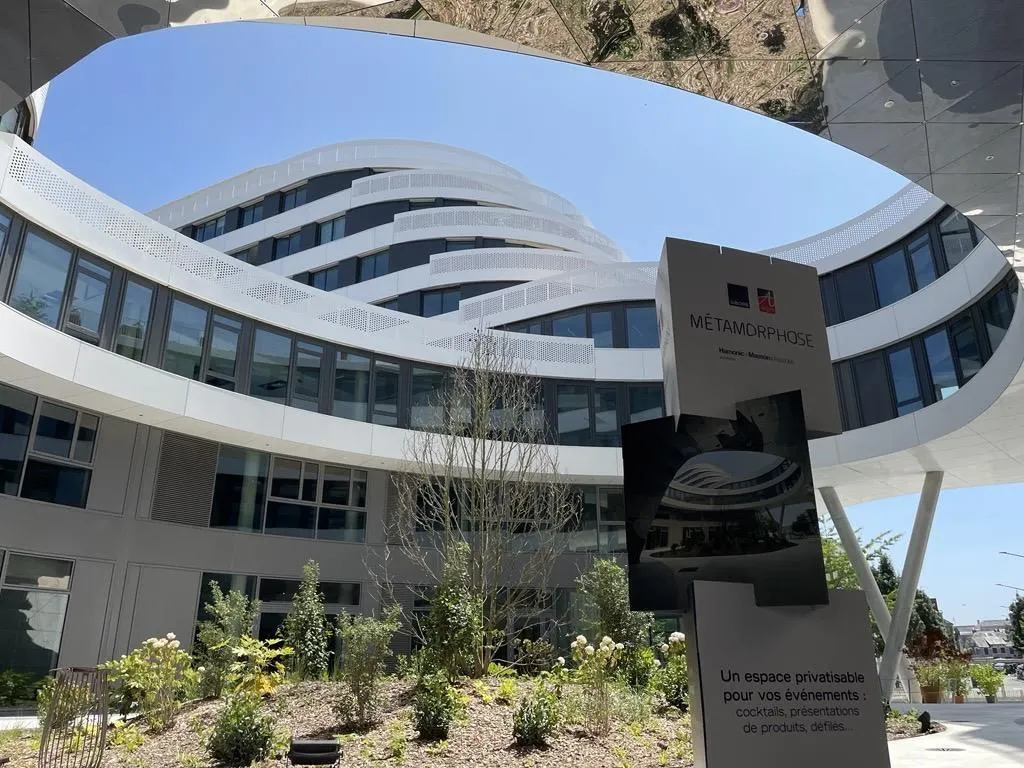 d&eacute;couvrez comment la m&eacute;tamorphose urbaine transforme nos villes : nouveaux am&eacute;nagements, innovations architecturales et espaces repens&eacute;s pour une vie urbaine plus durable et harmonieuse.