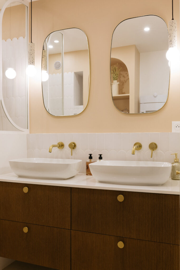 Comment personnaliser sa salle de bain à Paris 75019 découvrez comment personnaliser votre salle de bain dans le 75019 avec des idées modernes, des conseils déco et des solutions sur-mesure pour un espace unique et fonctionnel.