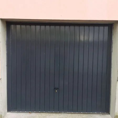 prix garage à construire découvrez tout ce qu’il faut savoir sur le prix d’un garage : estimations, facteurs qui influencent le coût, conseils pour économiser et guide des tarifs selon les types de garages.
