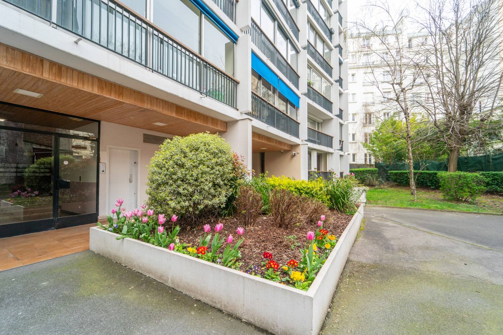 d&eacute;couvrez les prix des travaux &agrave; paris 19e : r&eacute;novation, peinture, plomberie, et plus. comparez les tarifs et trouvez le meilleur professionnel pour vos projets dans le 19&egrave;me arrondissement.