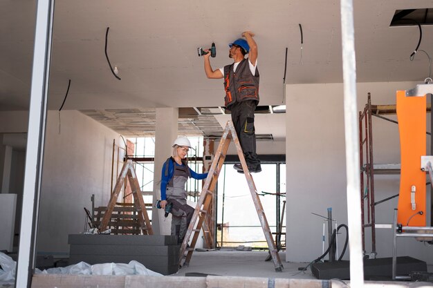 d&eacute;couvrez tous nos conseils et astuces pour r&eacute;ussir votre r&eacute;novation : travaux, am&eacute;nagement int&eacute;rieur, choix des mat&eacute;riaux et id&eacute;es innovantes pour transformer votre espace.
