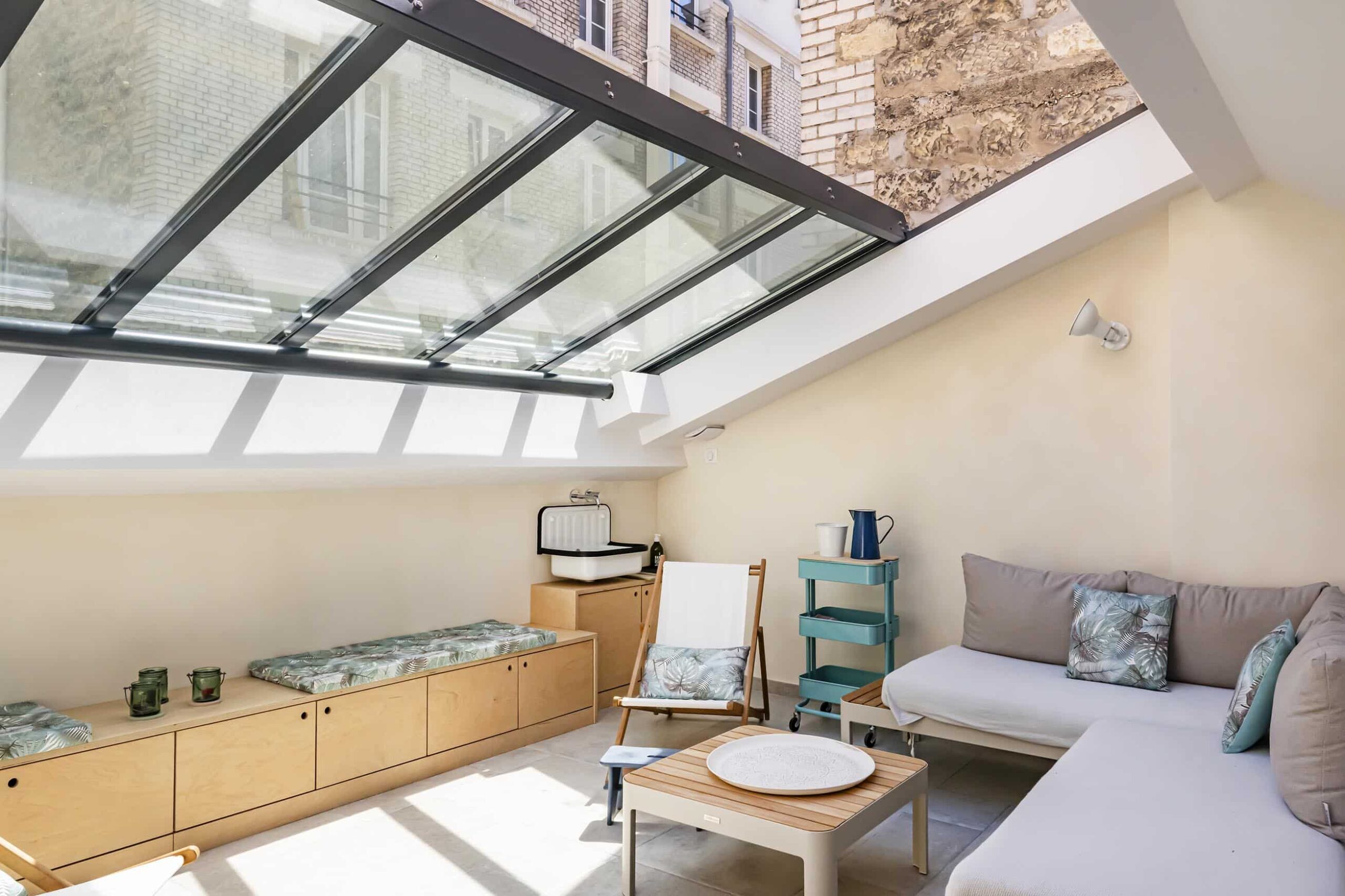 Entreprise rénovation appartement à Paris : comment choisir le meilleur prestataire en 2025 ? confiez la rénovation de votre appartement à paris en 2025 à des experts. conseils sur-mesure, travaux de qualité et accompagnement complet pour moderniser votre intérieur selon vos envies.
