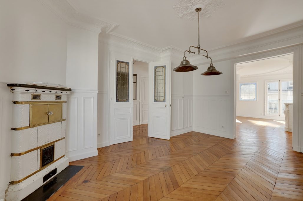 d&eacute;couvrez nos conseils et services pour la r&eacute;novation d&rsquo;appartement &agrave; paris en 2025 : id&eacute;es de design, d&eacute;marches administratives, budget et expertises pour r&eacute;ussir votre projet immobilier parisien.