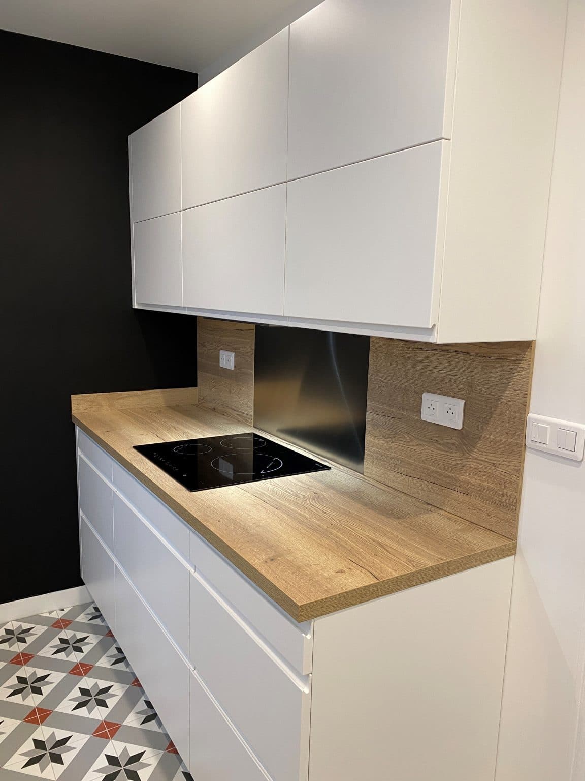 transformez votre espace avec notre service de r&eacute;novation de cuisine minimaliste &agrave; paris 19 : design &eacute;pur&eacute;, mat&eacute;riaux de qualit&eacute;, solutions sur-mesure pour un int&eacute;rieur moderne et fonctionnel.