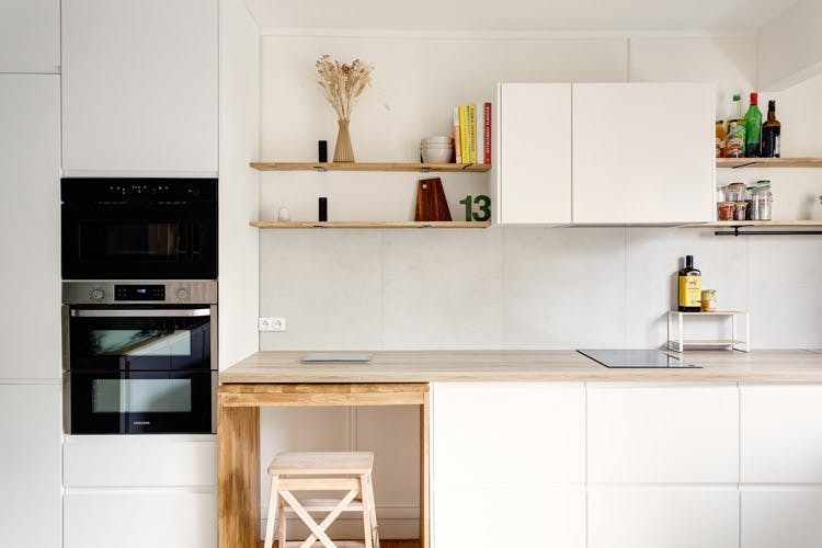 besoin de r&eacute;nover votre cuisine dans un studio &agrave; paris 19 ? d&eacute;couvrez nos solutions sur mesure pour une cuisine moderne, fonctionnelle et adapt&eacute;e &agrave; vos espaces r&eacute;duits. devis gratuit et travaux rapides !