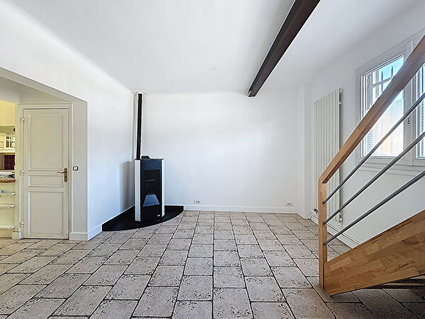 confiez la r&eacute;novation de votre duplex &agrave; paris 75019 &agrave; des experts. conseils, devis gratuits et accompagnement sur-mesure pour moderniser votre espace selon vos envies.