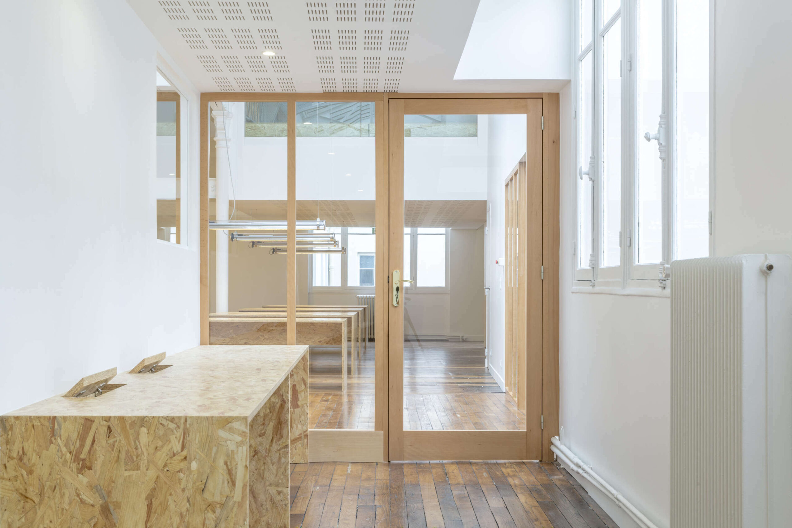 besoin d&rsquo;une r&eacute;novation int&eacute;rieure &agrave; paris 75019 ? notre &eacute;quipe r&eacute;alise vos travaux de r&eacute;novation, d&rsquo;am&eacute;nagement et de d&eacute;coration pour sublimer votre appartement ou votre maison. devis gratuit !