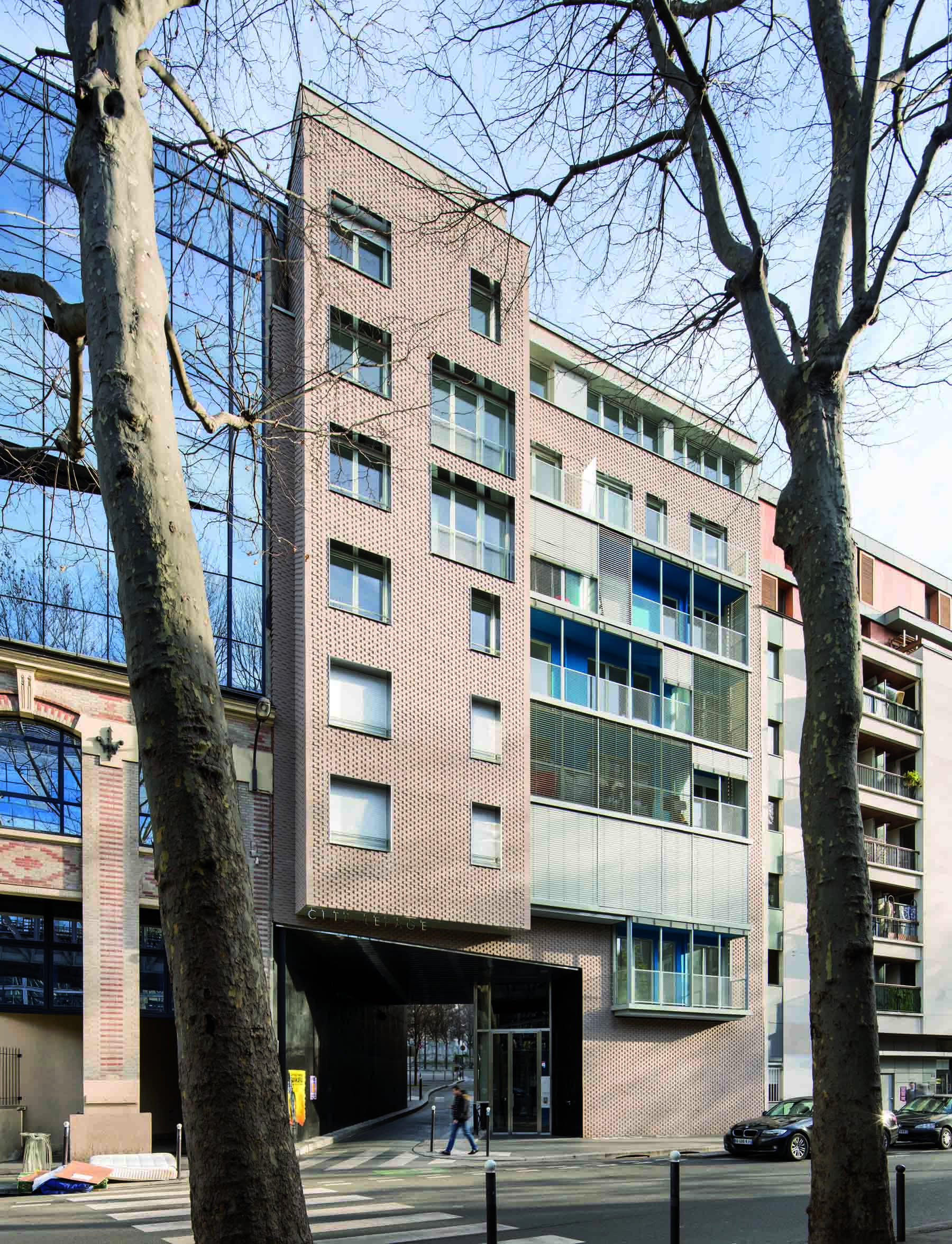 Simplifier la rénovation de son logement à Paris 19ème confiez la rénovation de votre logement à paris 19 à des experts. travaux de qualité, devis gratuit, aménagement sur mesure et accompagnement complet pour sublimer votre intérieur.