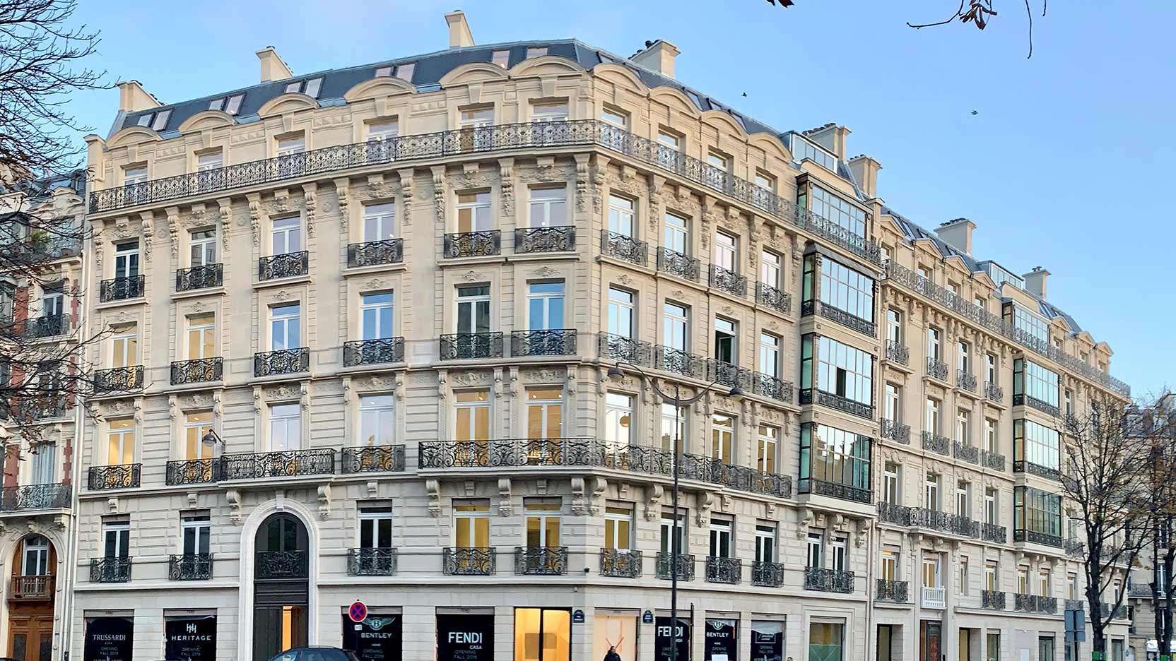 découvrez nos services de rénovation à paris : conseils personnalisés, équipes d'experts et résultats sur-mesure pour sublimer votre appartement ou maison.