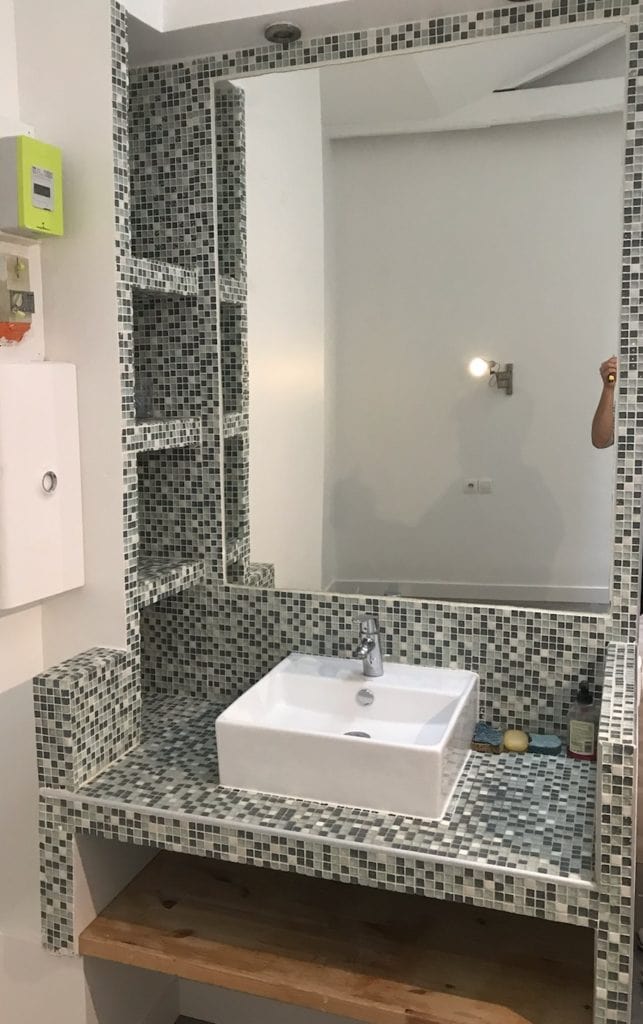confiez la r&eacute;novation de votre salle de bain &agrave; paris 19 &agrave; des professionnels qualifi&eacute;s. devis gratuit, conseils personnalis&eacute;s et r&eacute;alisations sur-mesure pour un espace moderne et fonctionnel.