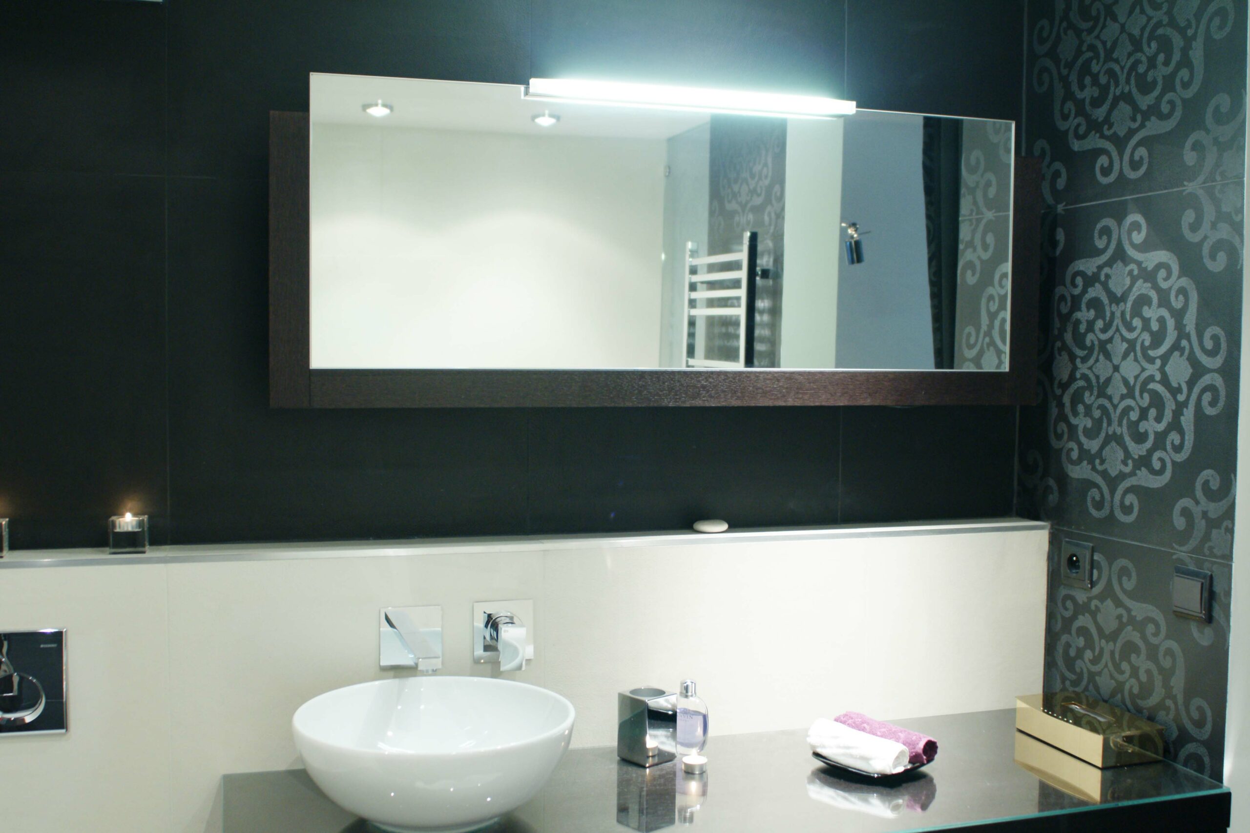 confiez la r&eacute;novation de votre salle de bain &agrave; paris 75019 &agrave; des experts pour un espace moderne, fonctionnel et adapt&eacute; &agrave; vos besoins. devis gratuit et conseils personnalis&eacute;s.