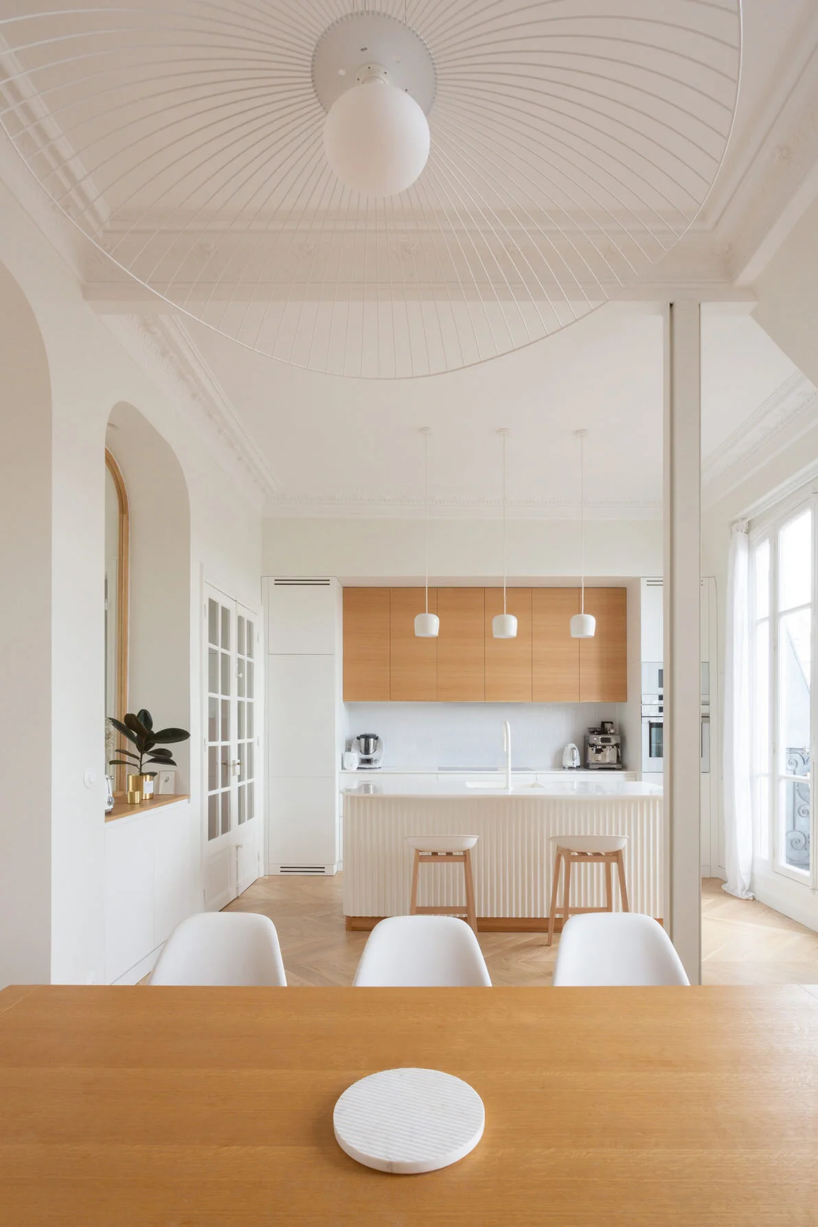 besoin d&rsquo;un artisan pour la r&eacute;novation de votre duplex &agrave; paris 19 ? profitez d&rsquo;un service sur-mesure, de conseils professionnels et d&rsquo;un travail de qualit&eacute; pour transformer votre int&eacute;rieur selon vos envies.