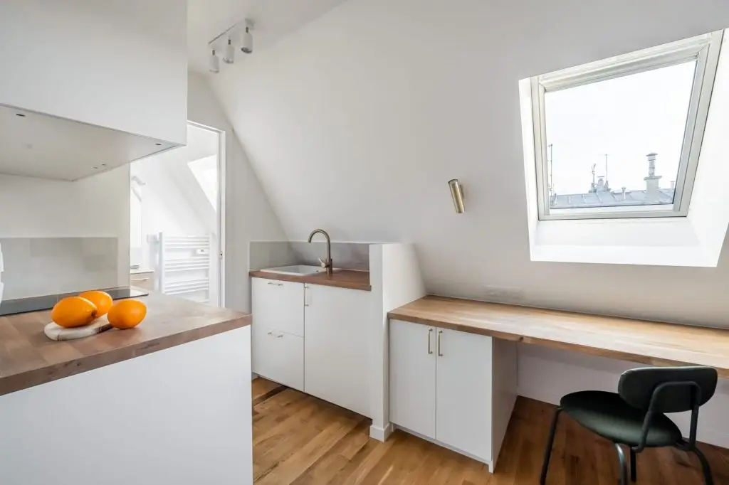 Moderniser une vieille cuisine à Paris 19 envie de moderniser votre cuisine à paris 19 ? découvrez nos conseils et solutions pour transformer votre espace en une cuisine moderne, fonctionnelle et élégante adaptée à votre style et à votre budget.
