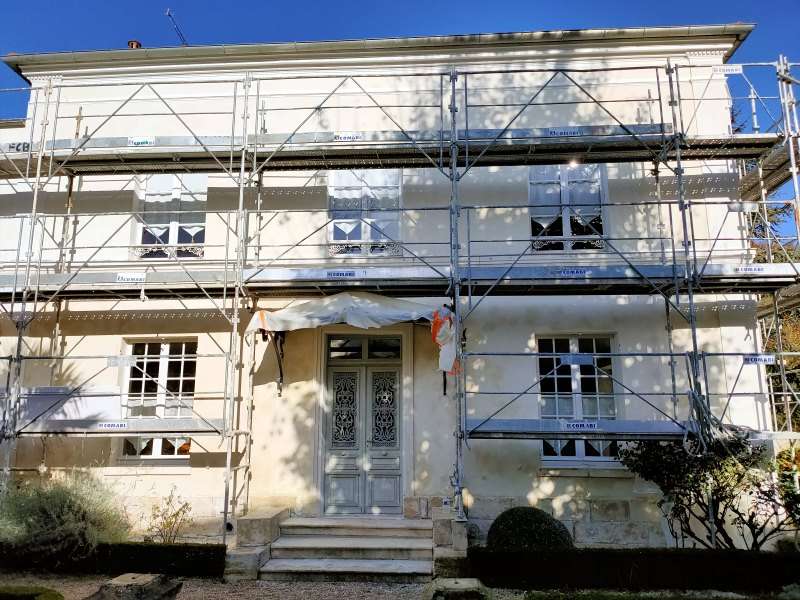 prix au m2 ravalement de façade découvrez le prix au m² pour un ravalement de façade, les facteurs qui influencent le coût et des conseils pour estimer votre budget de travaux en 2024.